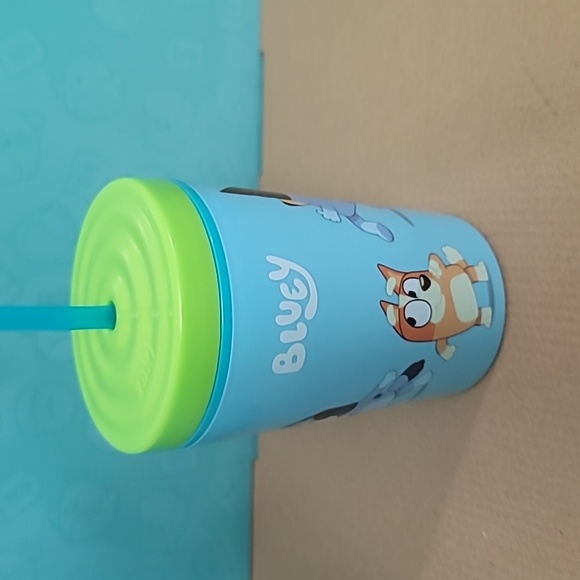 Bluey Heeler Family Cup w/Lid and Straw - Picture 3 of 6